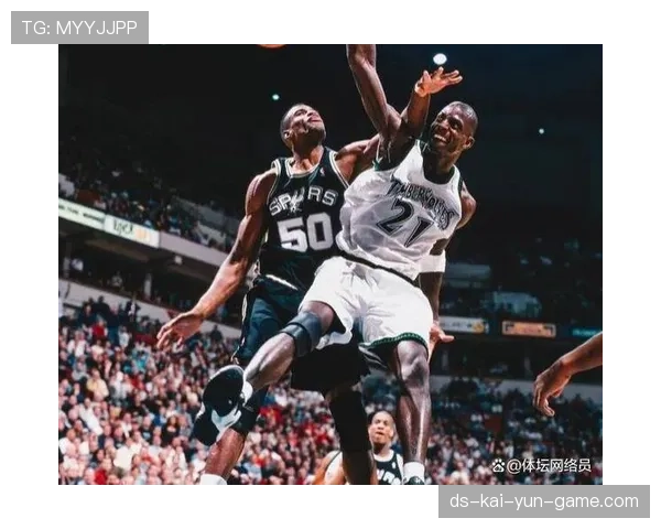 兰德尔破纪录!加内特36年记录终结,加内特几届篮板王 兰德尔破纪录!加内特36年记录终结,加内特几届篮板王