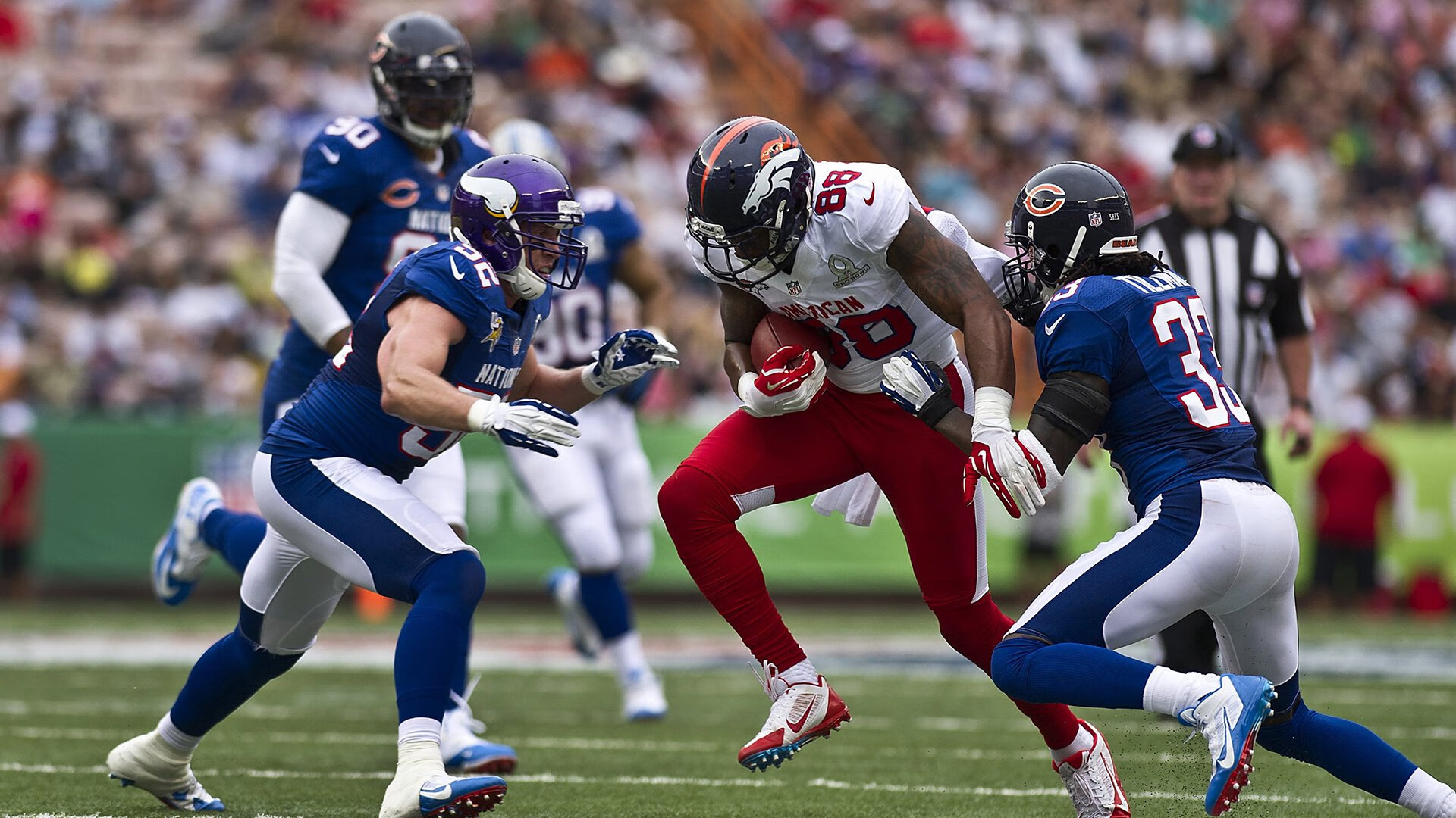 利拉德的惊天绝杀帮助开拓者逆转战局，利拉德与开拓者合同